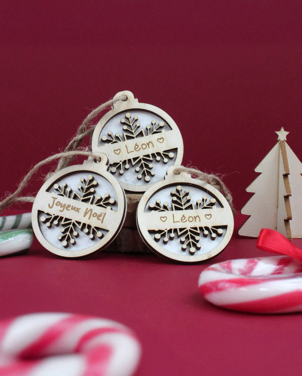 Boule de Noël bois et graines